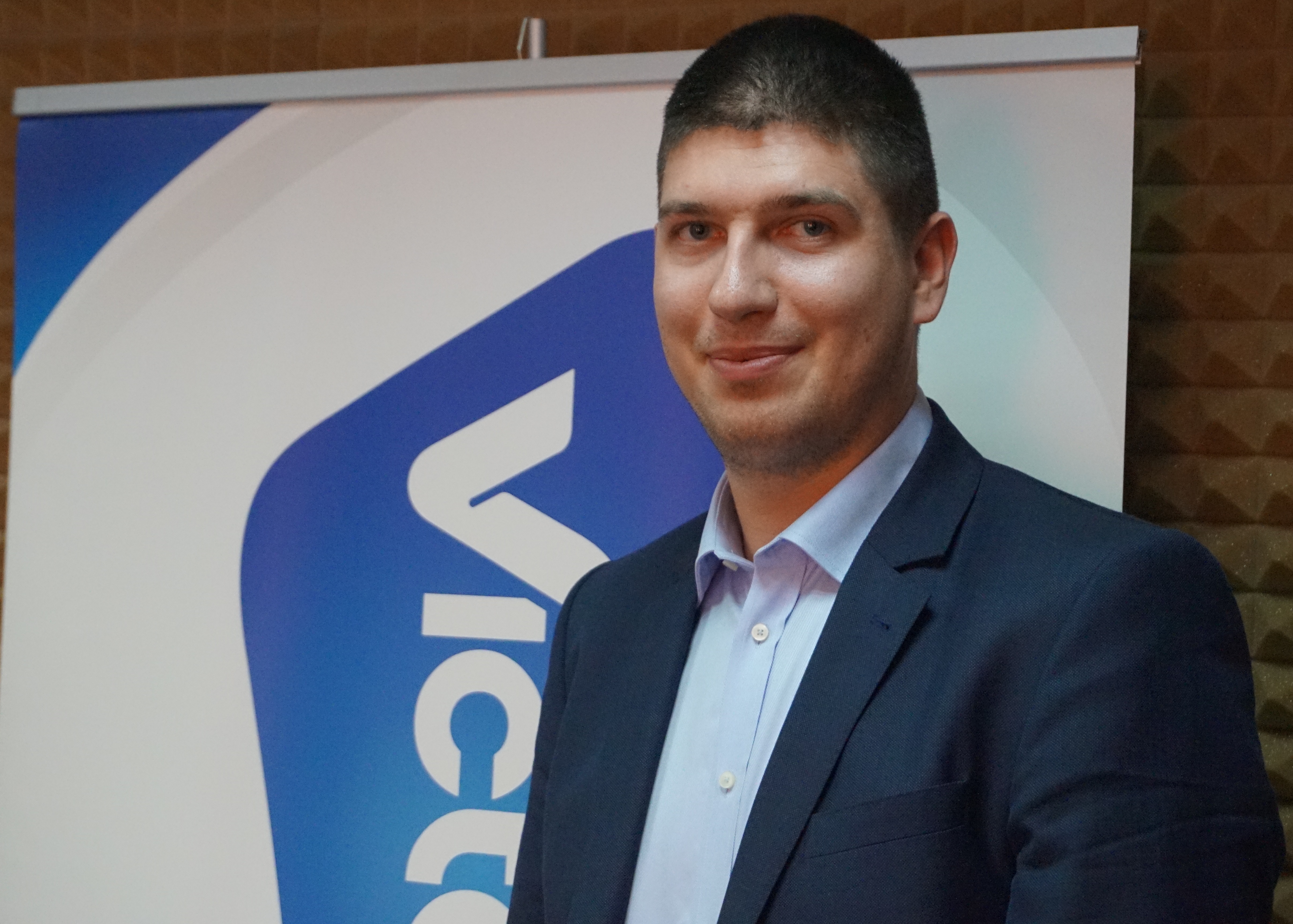 Adrian Galach Koordynator Akcji Rodacy Bohaterom Radio Victoria