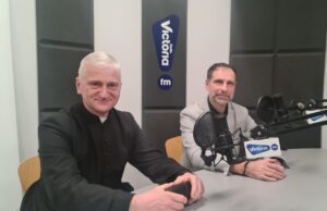 ks. Mirosław Romanowski i Rafał Kusiak – “Janowa zupa”