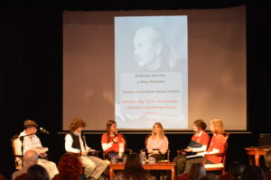 Warto rozmawiać o uzależnieniach