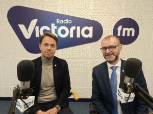 Krystian Cipiński Wicestarosta Łowicki i Michał Zalewski Dyrektor Muzeum w Łowiczu