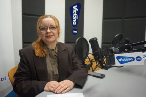 „Pocałuj i jedź” w Kutnie? Ewa Rzymkowska o pomyśle na „Kiss and Ride”.